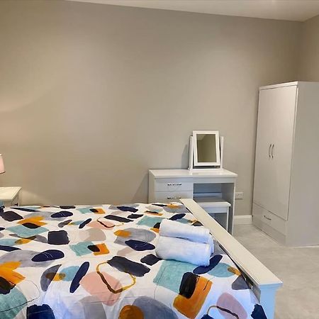 Erne Getaway No.7 Brand New 1 Bed Apartment Enniskillen Exterior foto